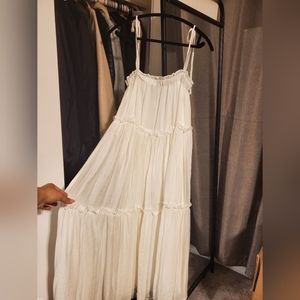 Flowy White Maxi dress